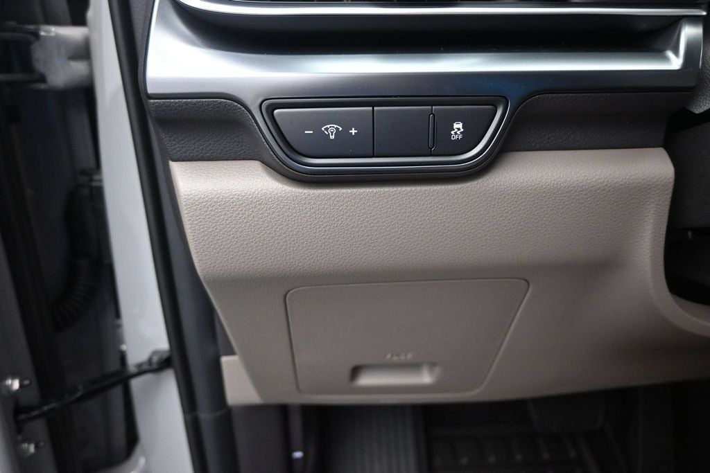 2027 Kia Carnival LX
