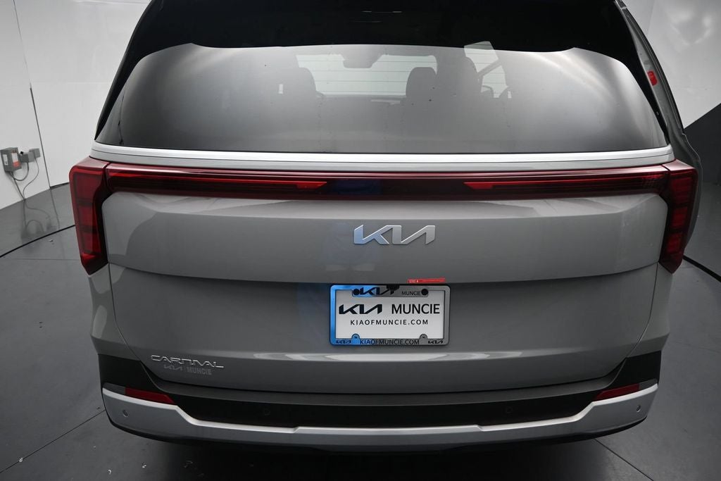 2027 Kia Carnival LX