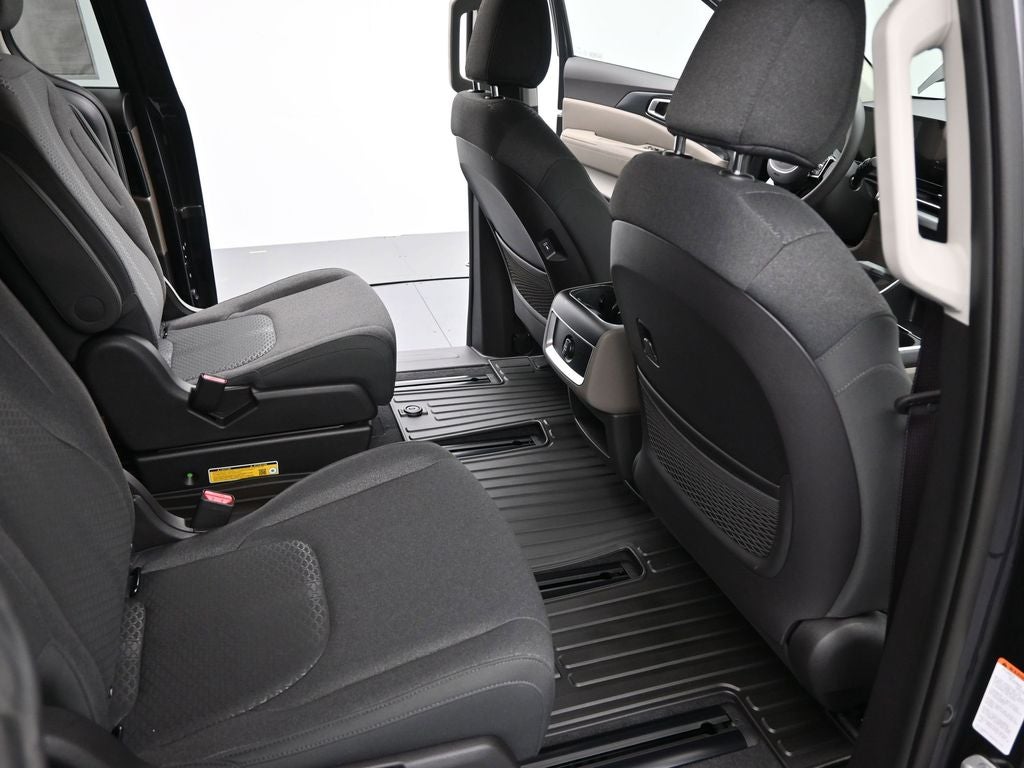 2026 Kia Carnival LX