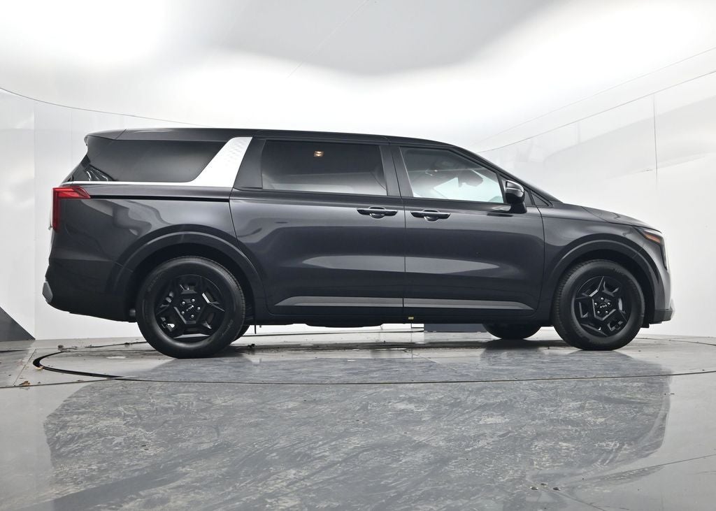 2026 Kia Carnival LX