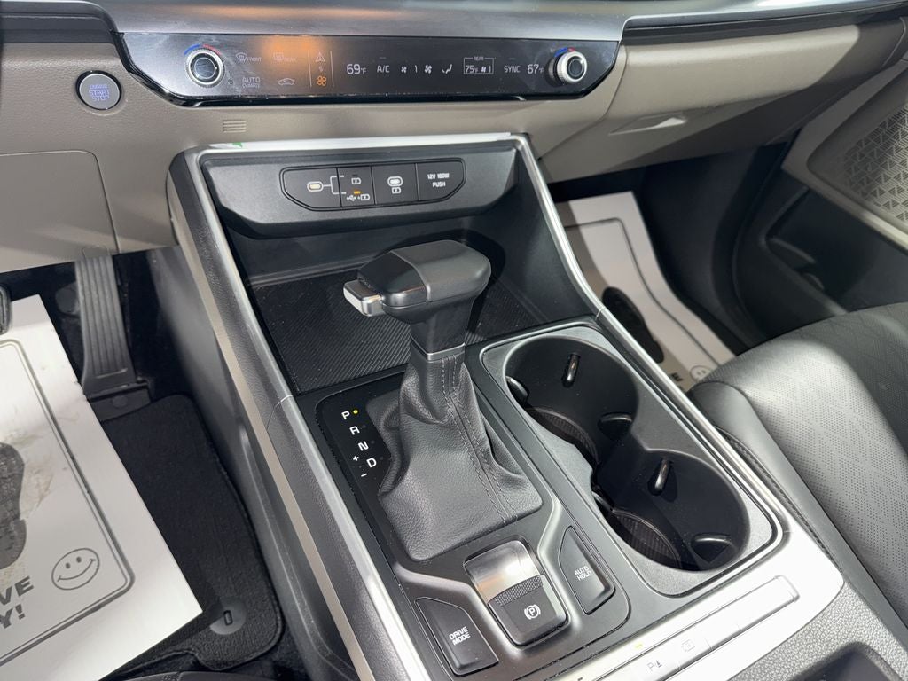 2025 Kia Carnival LXS