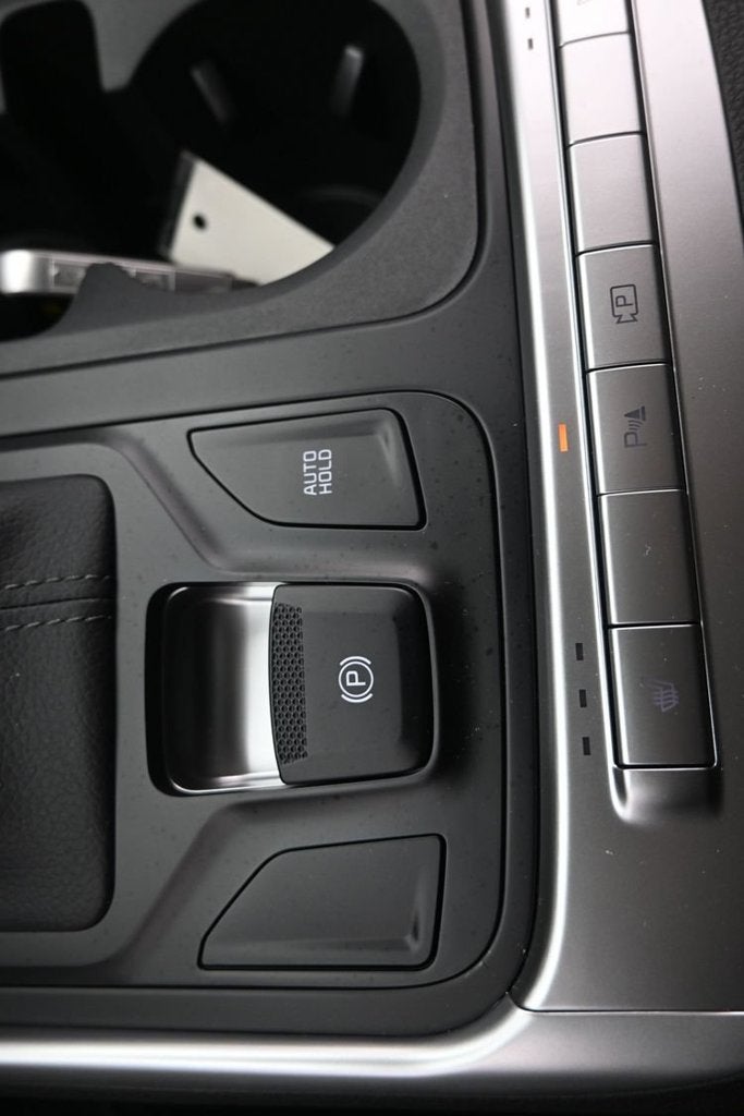 2027 Kia Carnival LXS