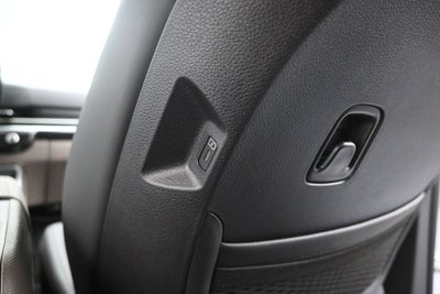 2026 Kia Carnival Hybrid LXS