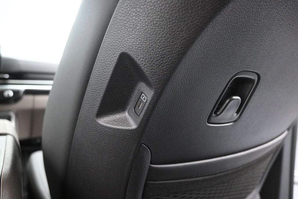 2026 Kia Carnival Hybrid LXS