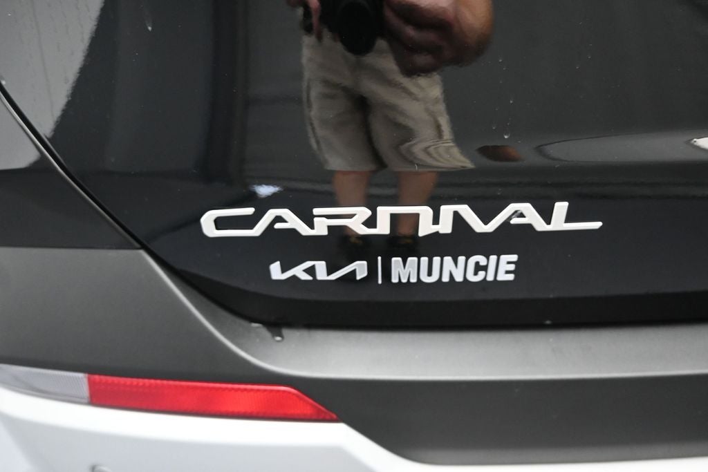 2026 Kia Carnival EX