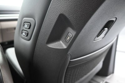 2027 Kia Carnival EX