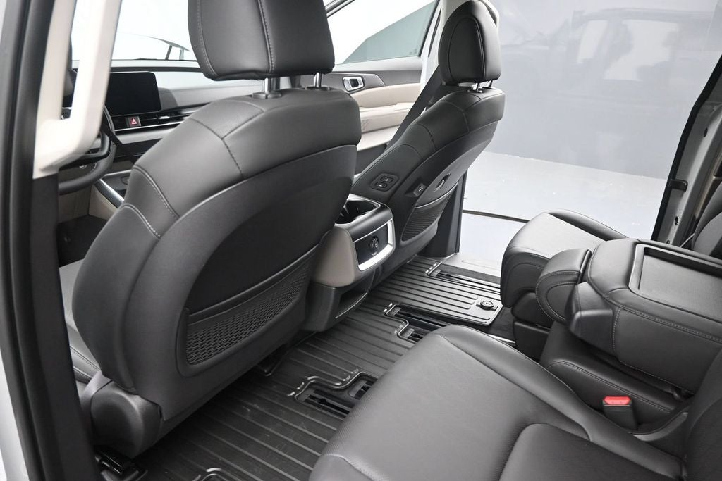 2027 Kia Carnival EX