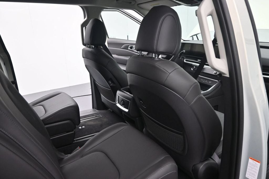 2027 Kia Carnival Hybrid EX