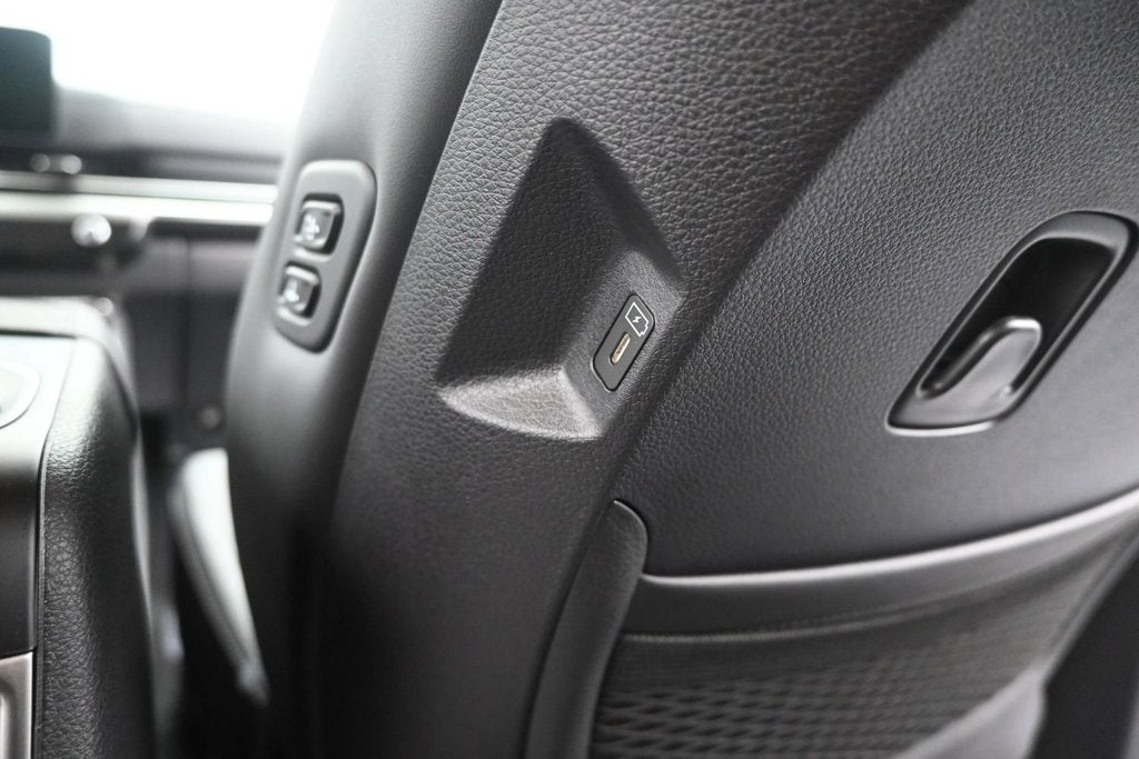 2027 Kia Carnival Hybrid EX