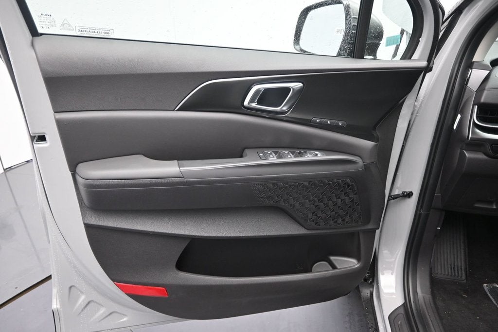 2027 Kia Carnival Hybrid EX