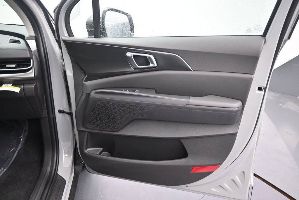 2027 Kia Carnival Hybrid EX