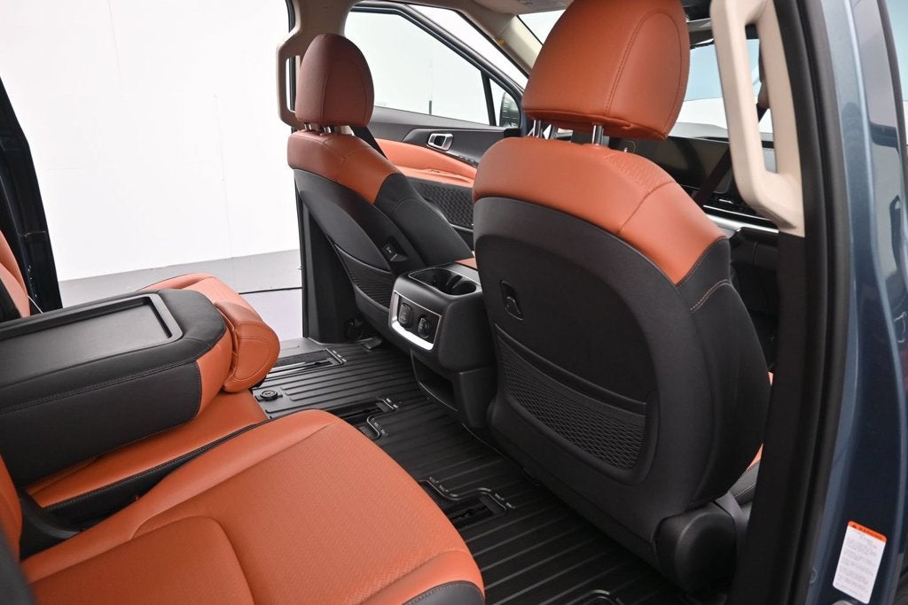 2027 Kia Carnival SX Prestige