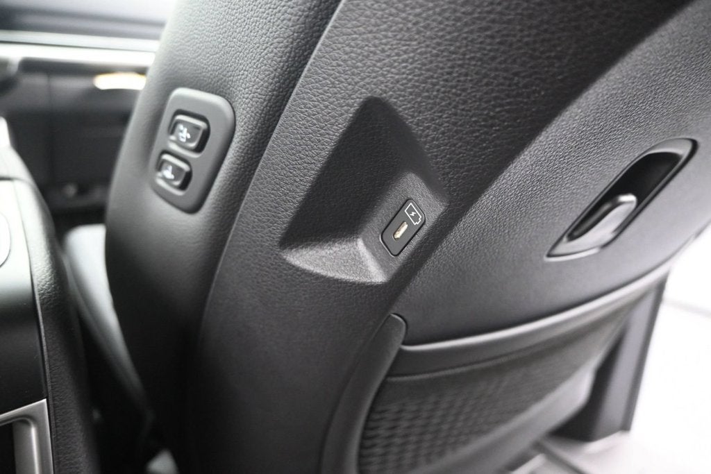 2027 Kia Carnival Hybrid SX Prestige