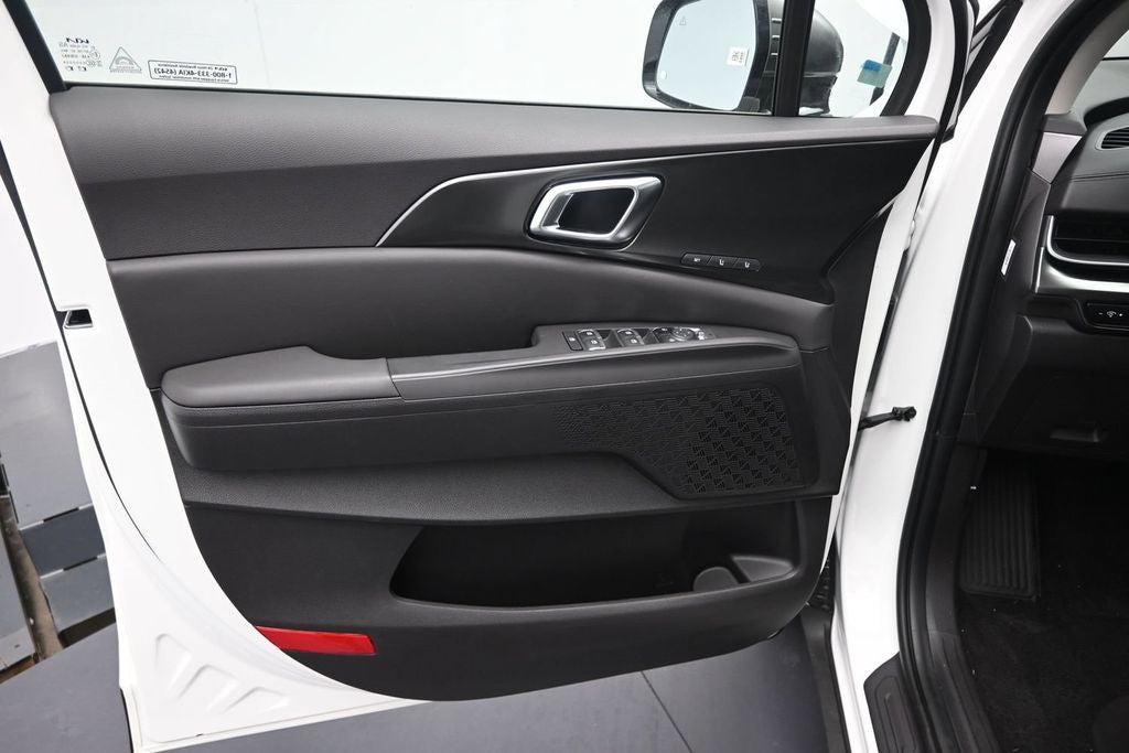 2027 Kia Carnival Hybrid SX
