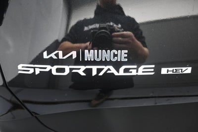 2027 Kia Sportage Hybrid LX