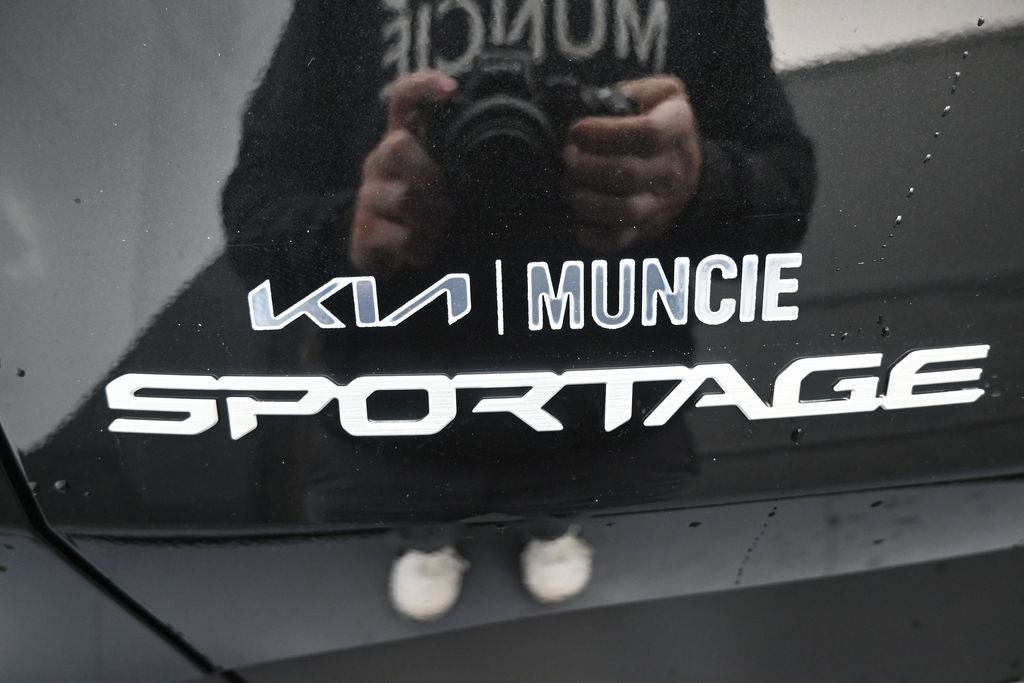 2026 Kia Sportage Hybrid EX