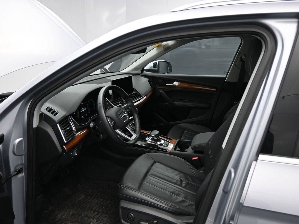 2023 Audi Q5 45 S line Premium quattro