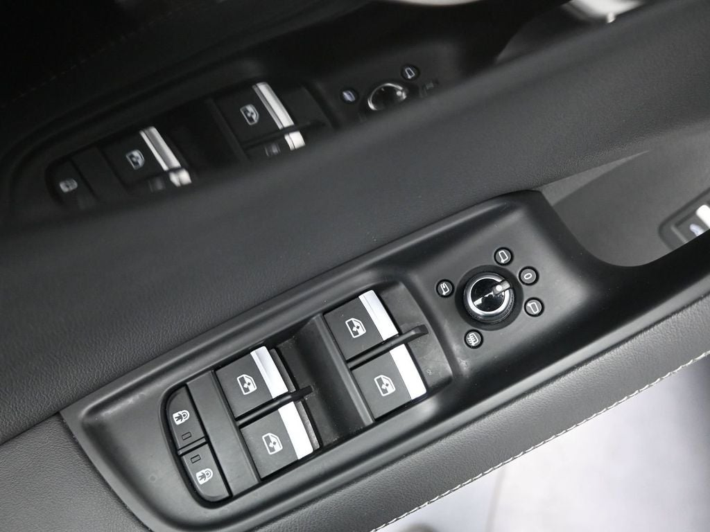 2025 Audi Q7 55 Premium Plus quattro