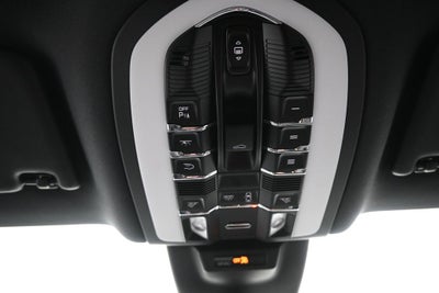 2024 Porsche Macan T