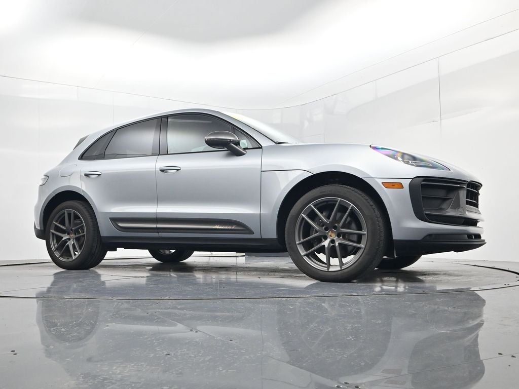 2024 Porsche Macan T
