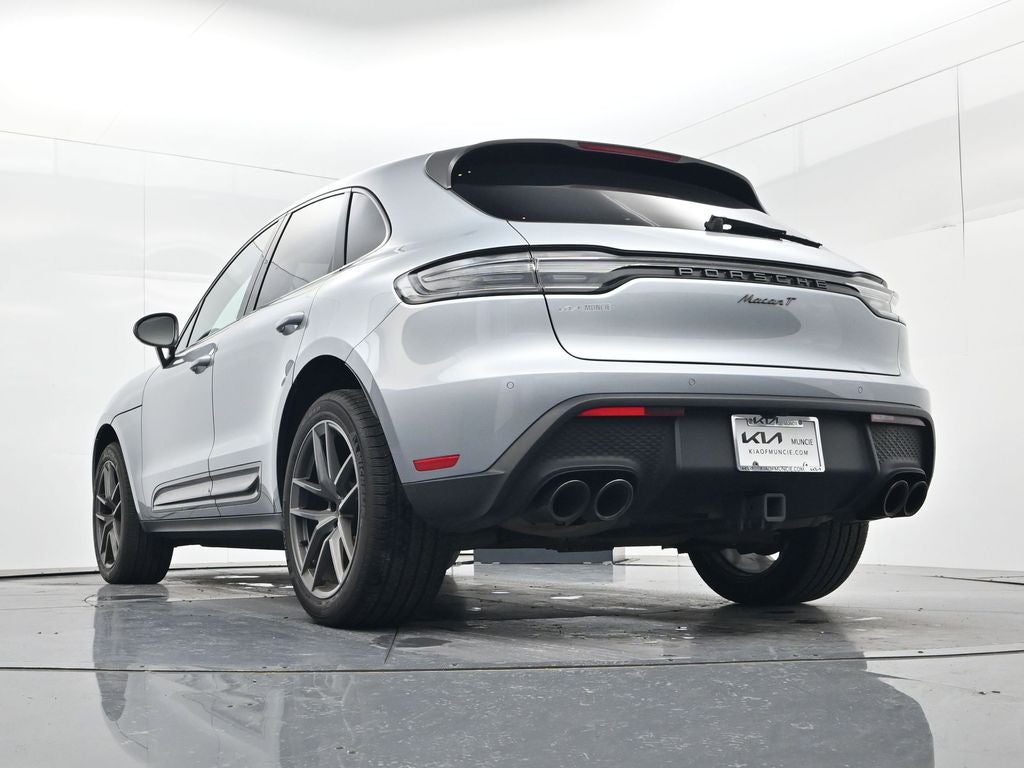 2024 Porsche Macan T