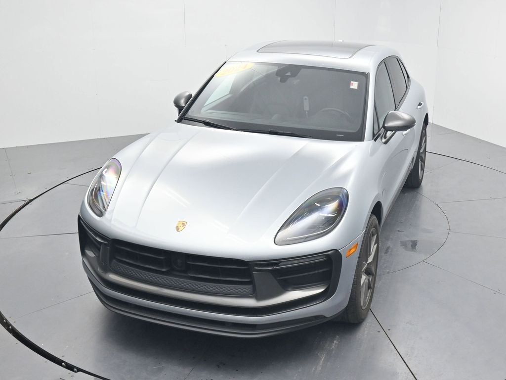 2024 Porsche Macan T
