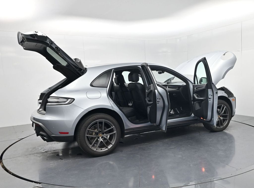 2024 Porsche Macan T