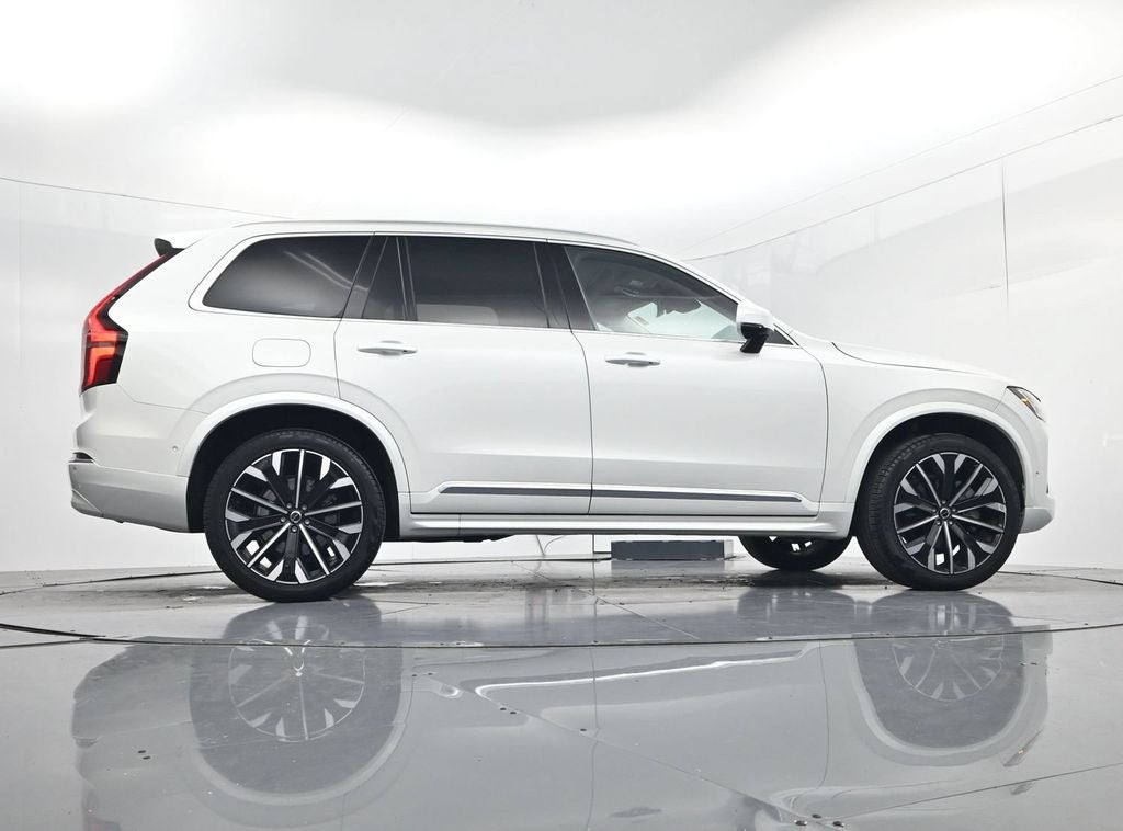 2025 Volvo XC90 B5 Plus 2025.5