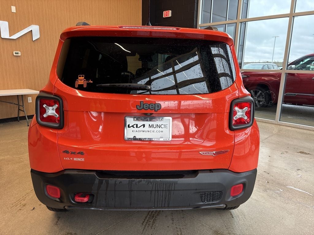 2016 Jeep Renegade Trailhawk
